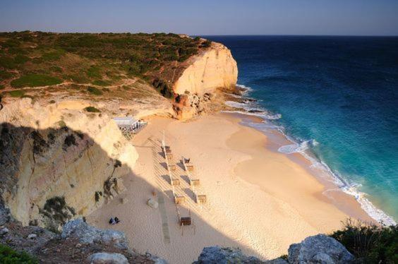Superb Beach Townhouse At Vila Gaivota Resort Ferragudo Eksteriør bilde