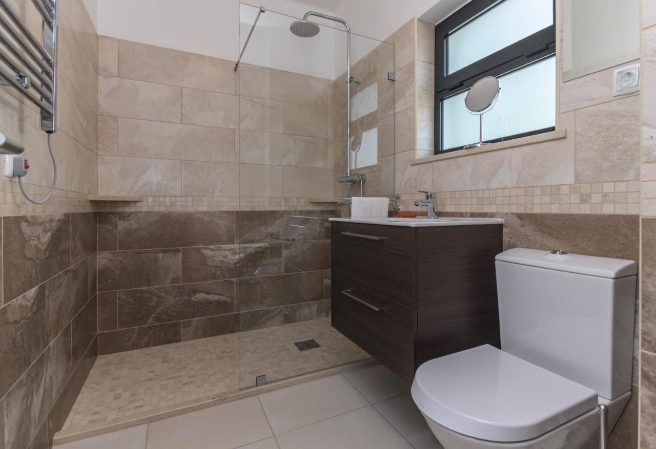 Superb Beach Townhouse At Vila Gaivota Resort Ferragudo Eksteriør bilde
