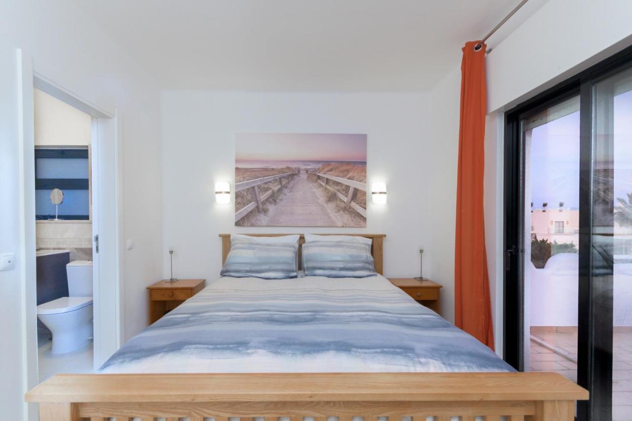 Superb Beach Townhouse At Vila Gaivota Resort Ferragudo Eksteriør bilde