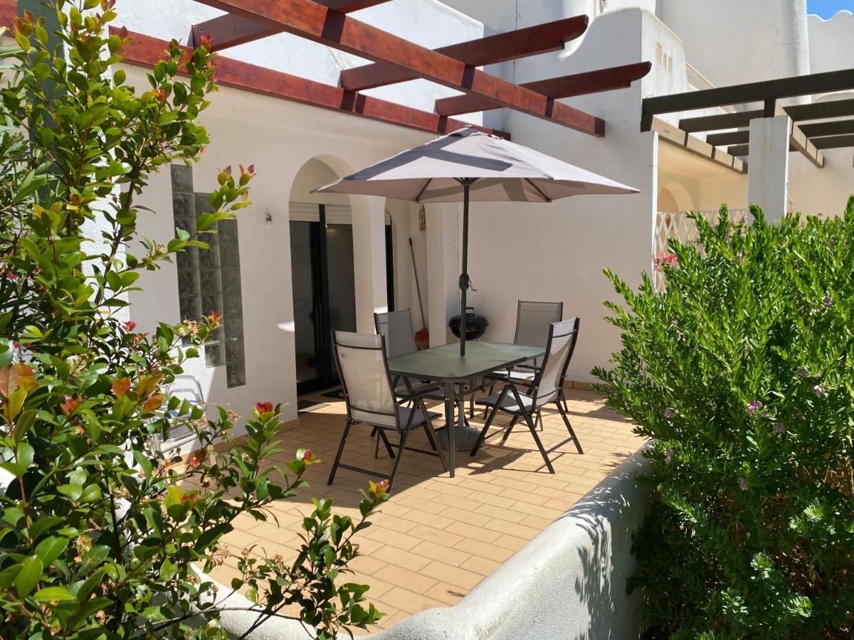 Superb Beach Townhouse At Vila Gaivota Resort Ferragudo Eksteriør bilde